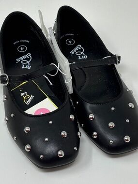 Art Class Big Girls Size 4 Ballet Flats with Adjustable Strap Black Silver Studs
